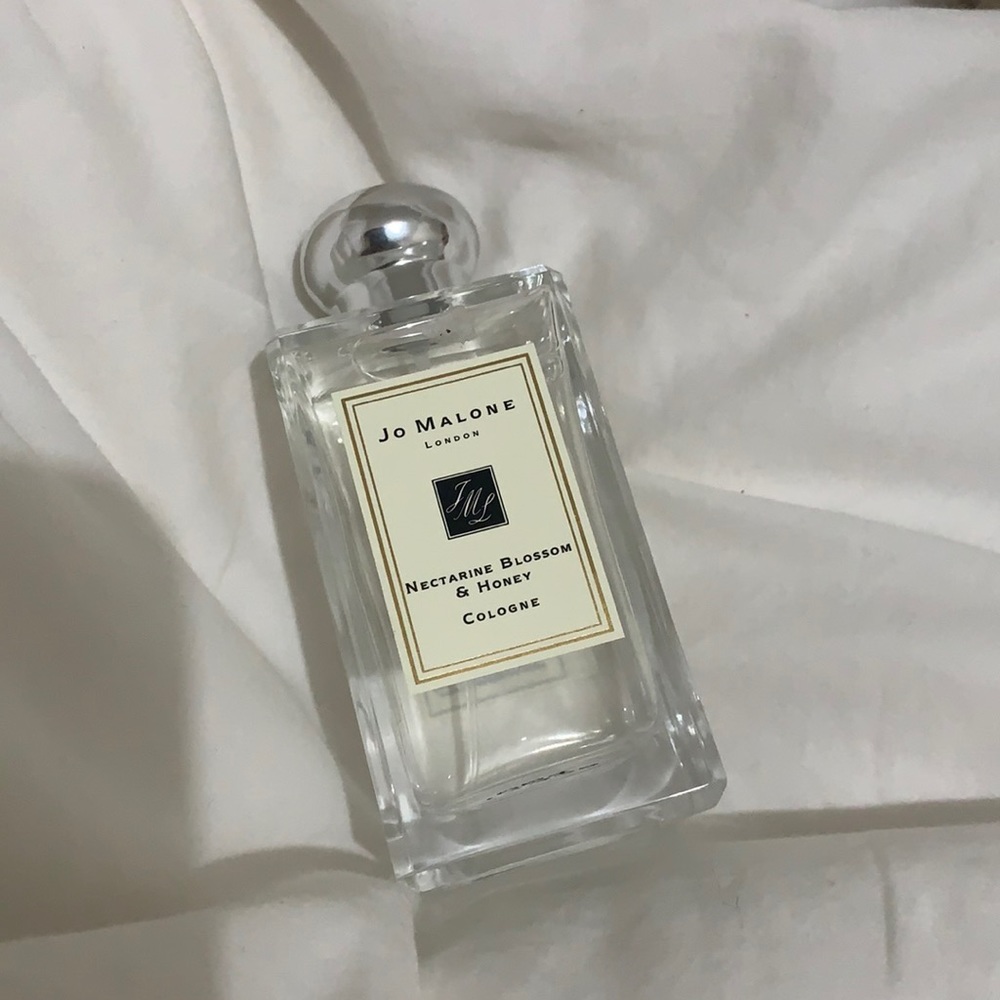 Jo Malone nectarine blossom & honey